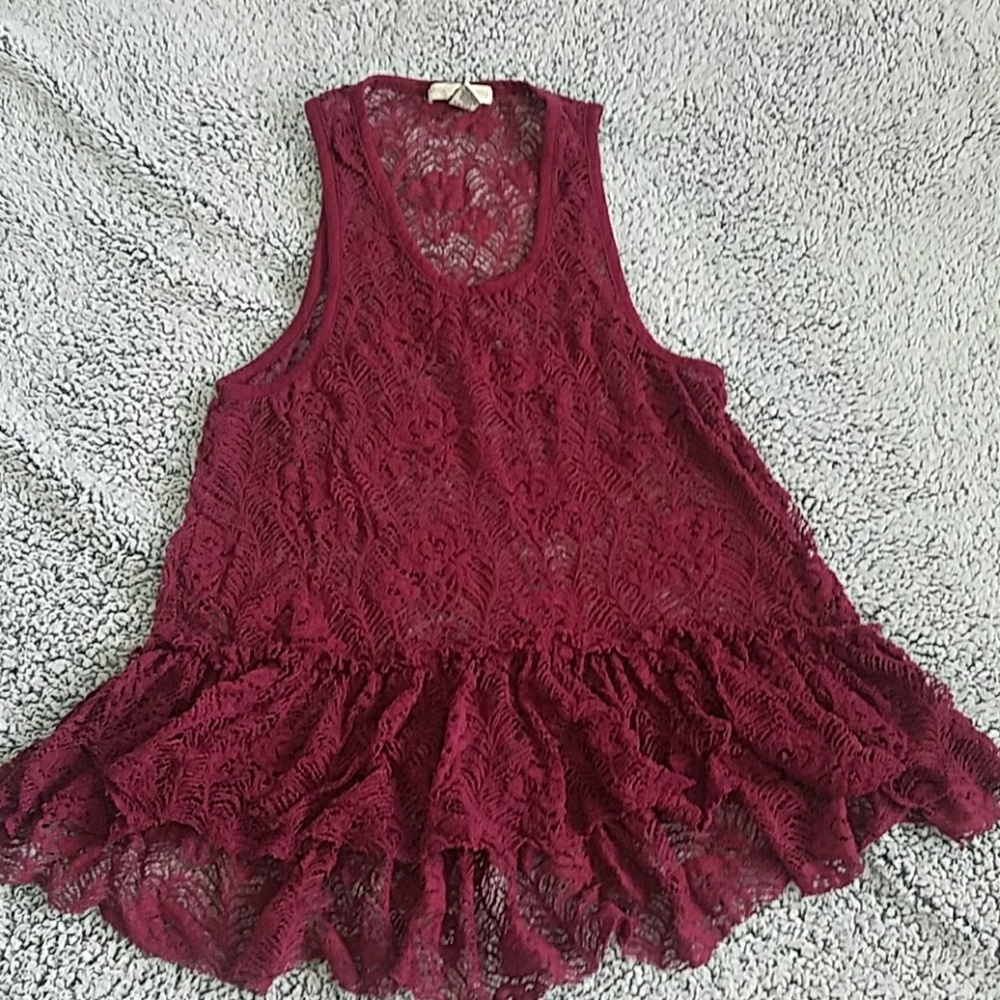Maroon tank top